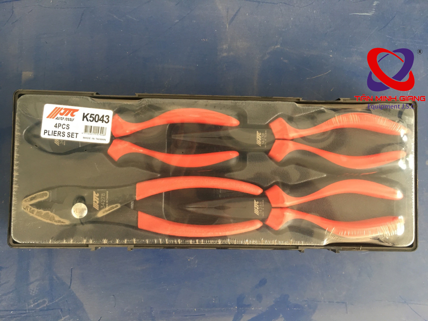 bo-kiem-4-chi-tiet-JTC-K5043