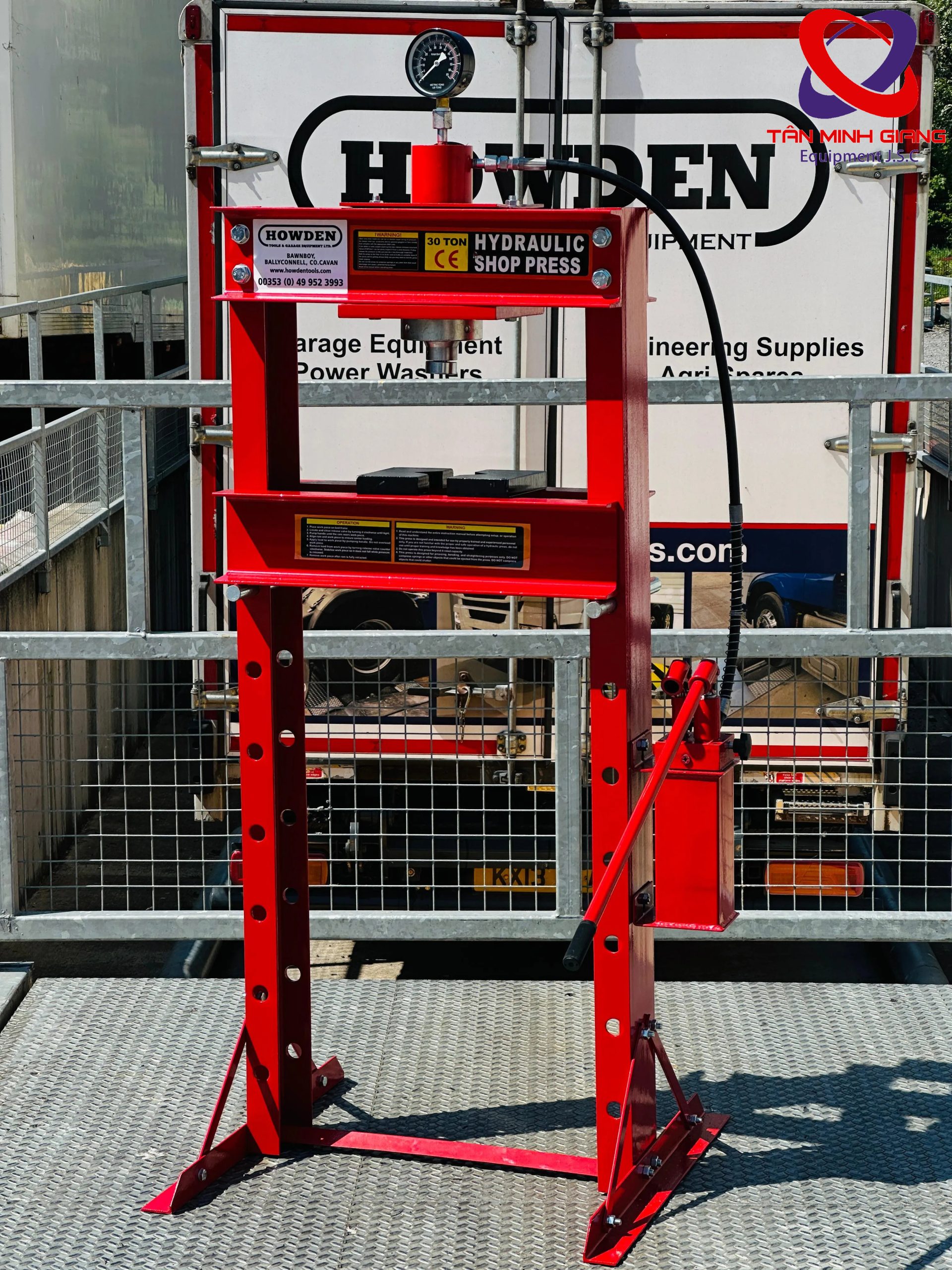 may-ep-thuy-luc-tay-30-tan-zhongxing