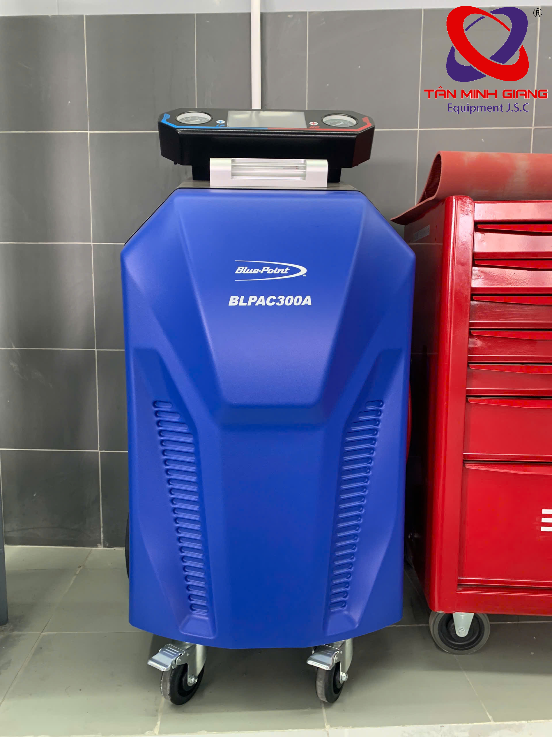 may-sac-gas-lanh-o-to-Blue-point